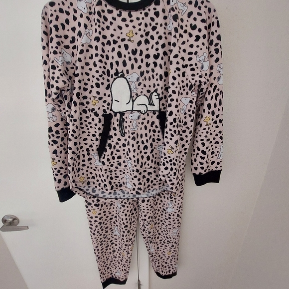 Pj's - Picture 2 of 7